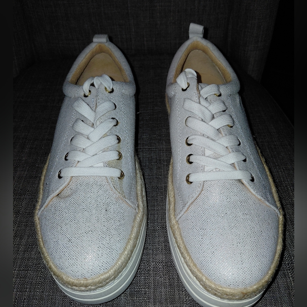 Jack Rogers MIA White Lace-Up Sneakers SIZE 9.5
